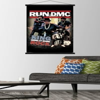 Run DMC - Плакат на крал на скалата с дървена магнитна рамка, 22.375 34